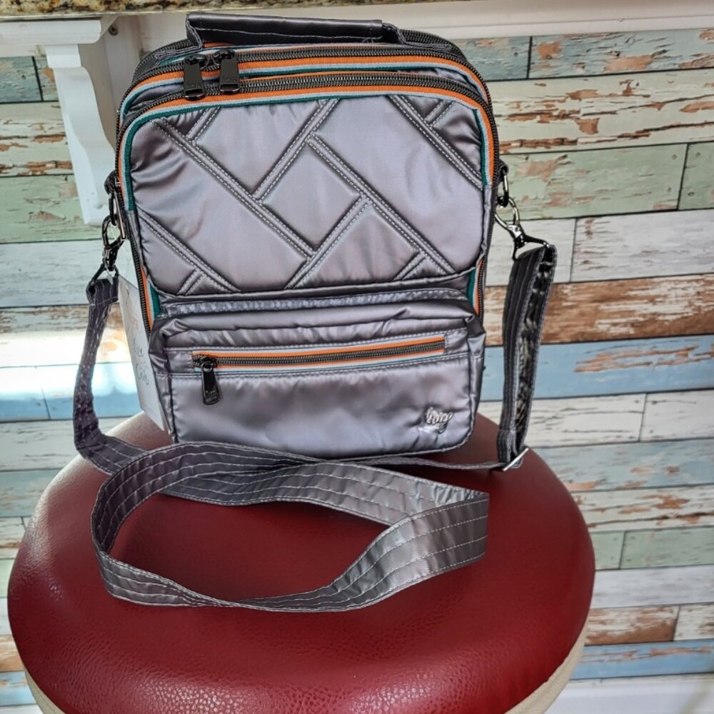 Lug Medium Cargo Crossbody with Built-In Wallet -Wrangler - NWT